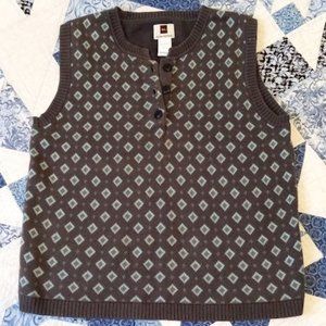 Tea Collection Pima Cotton Vest Boy Size 6